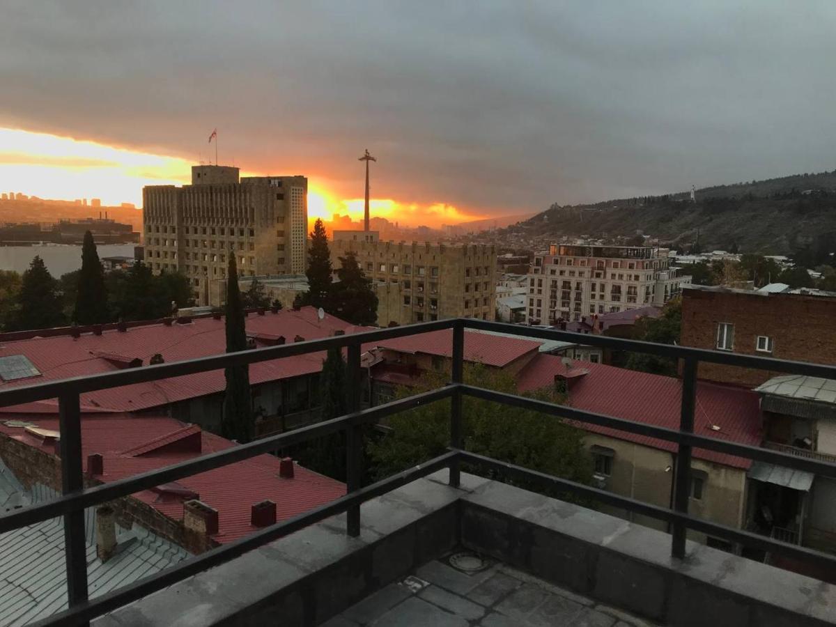 Hostel Diwan Tbilisi Exterior foto